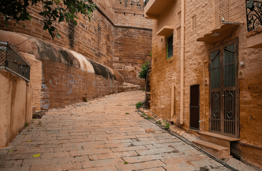 Lost in the Lanes of&hellip;